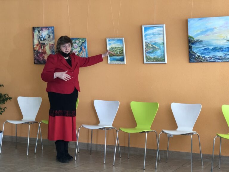 Відкриття виставки творчих робіт художниці Лариси Романюк «Краса врятує світ»