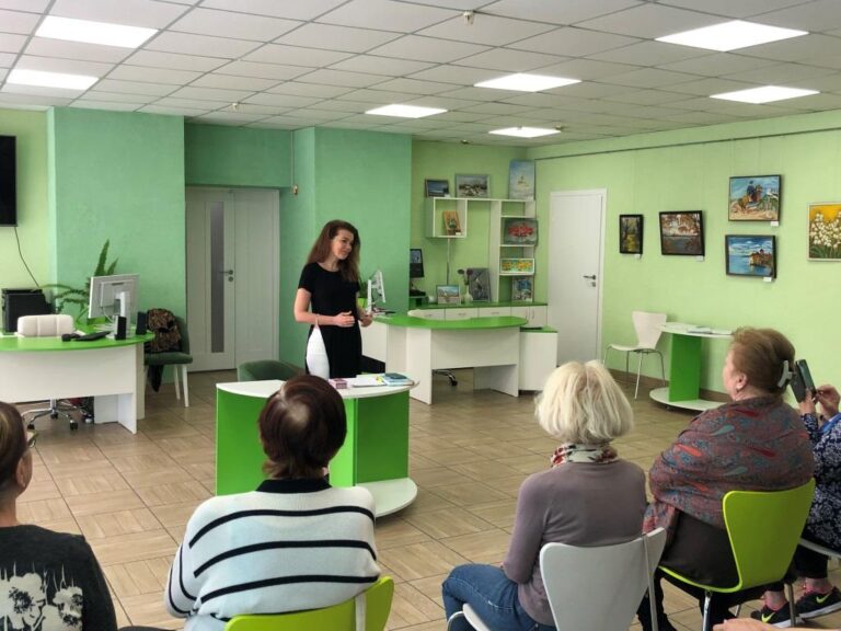 Зустріч з психологом ЦРБ ім. В. Стуса Альоною Лук’яненко