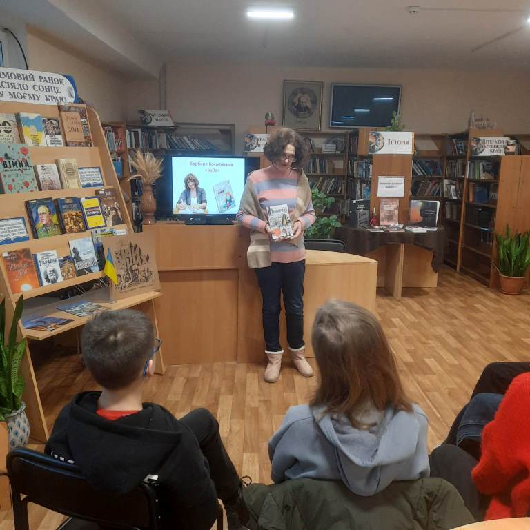 Відео-знайомство з творчістю відомої польської письменниці Барбари Космовської в бібліотеці №117 для дітей.