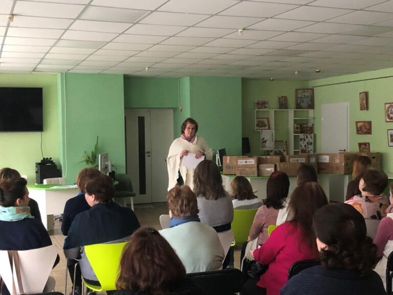 Інформаційна година  «Від кріпака до мецената — Григорій Гладинюк» в бібліотеці ім. Миколи Руденка.