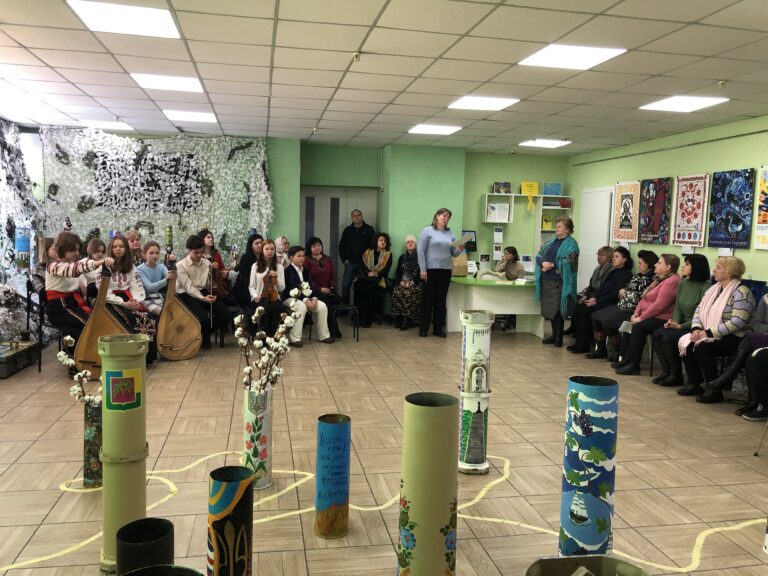 Літературно-музична година «З любов’ю в серці» бібліотеки №159.