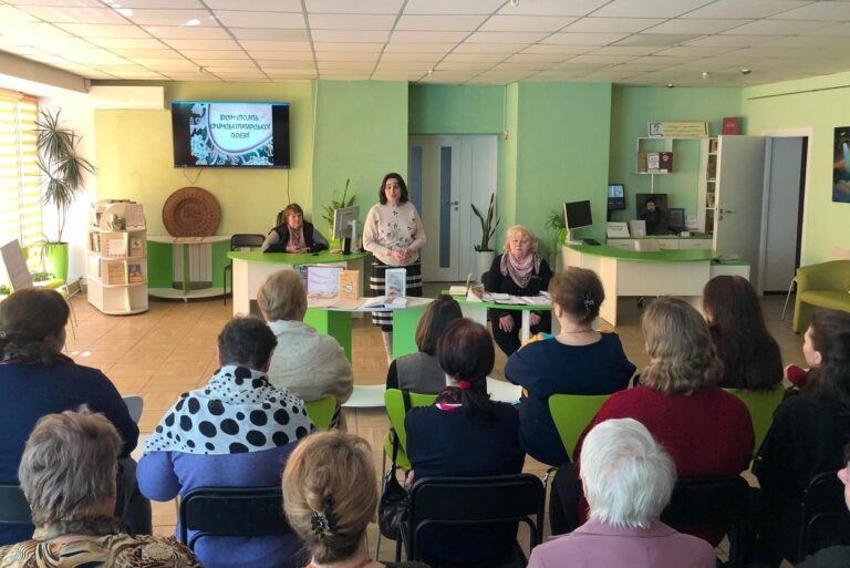 Літературна година «Поетичного Криму тамоване слово».