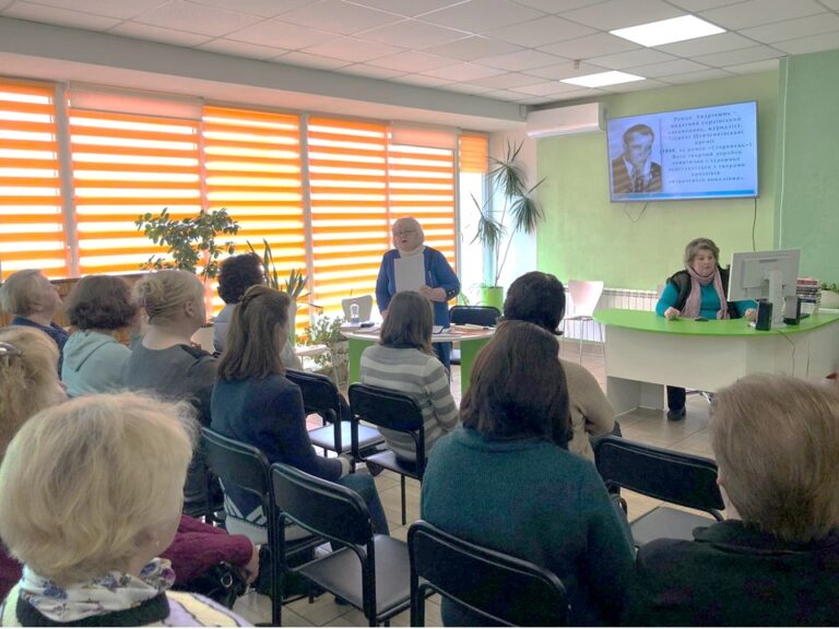 Літературна година «Роман Андріяшик: світ пізнаний і незнаний» в бібліотеці ім. Миколи Руденка