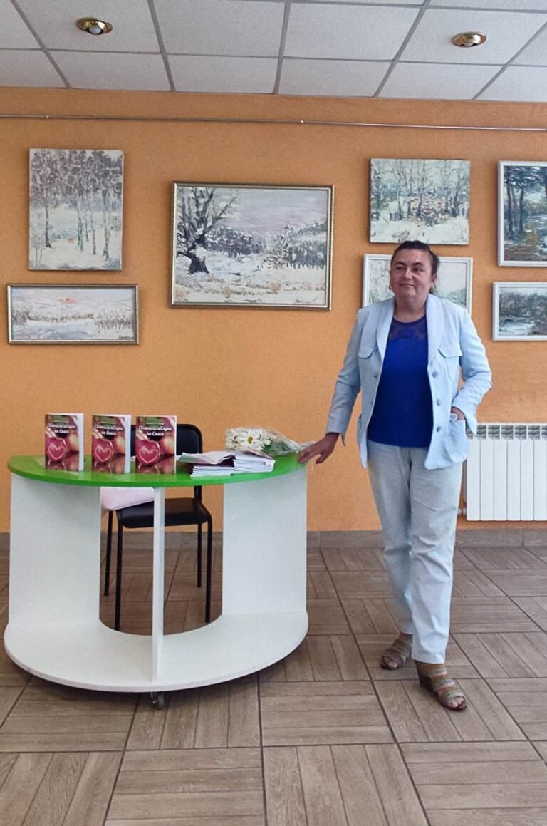 Презентація книги Наталії Осипчук «Святили яблука на Спаса»