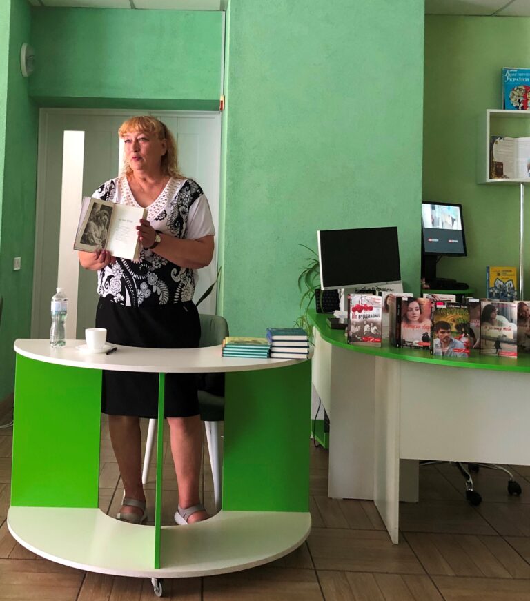 Зустріч із талановитою письменницею, лауреаткою конкурсу «Коронація слова» Світланою Талан