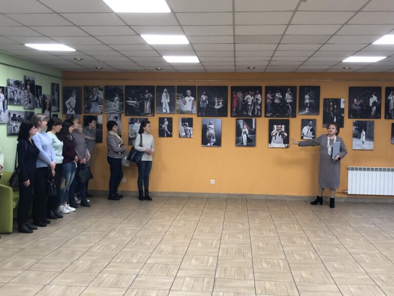 Відкриття фотовиставки соціального проєкту «Емпатія» школи кравецької майстерності та дизайну Tailors School в Мистецькій галереї бібліотеки ім. Миколи Руденка