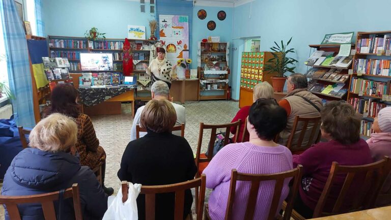Патріотична година «Низький уклін тобі, захиснику Вітчизни!» в бібліотеці ім. А. Чехова