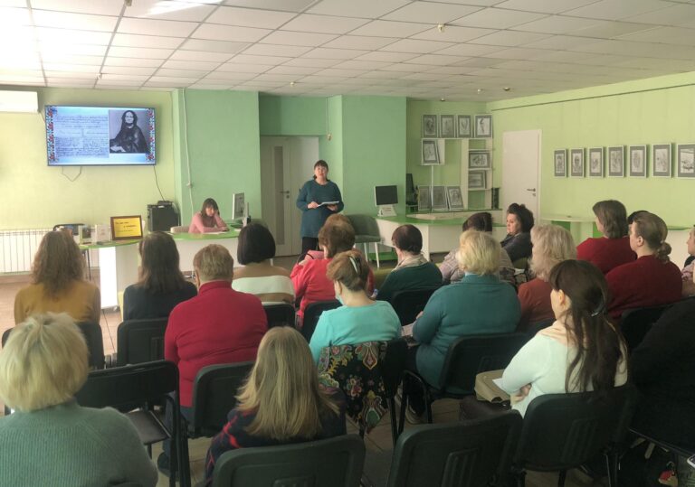 Літературна година «Та, що сяє у темряві»  бібліотеки ім. А. Чехова