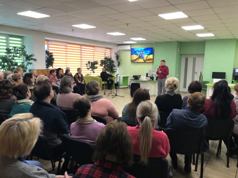 Відкриття виставки «Замальовуємо війну» в Мистецькій галереї бібліотеки ім. Миколи Руденка