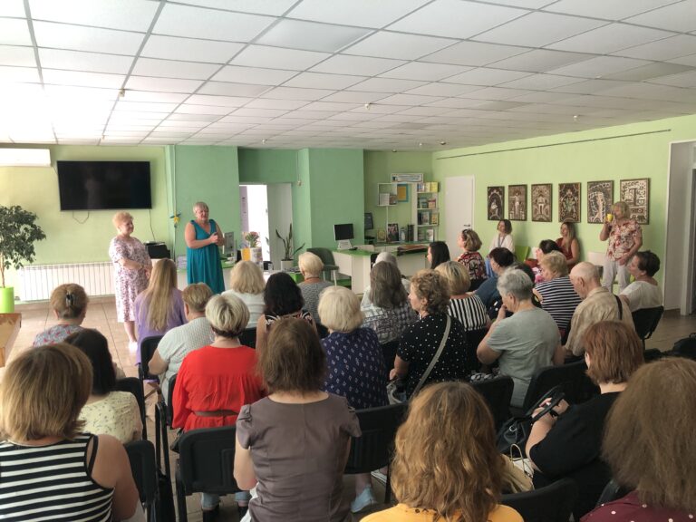Презентація збірки поезії Оксани Гурської «Люди зі Сталі»