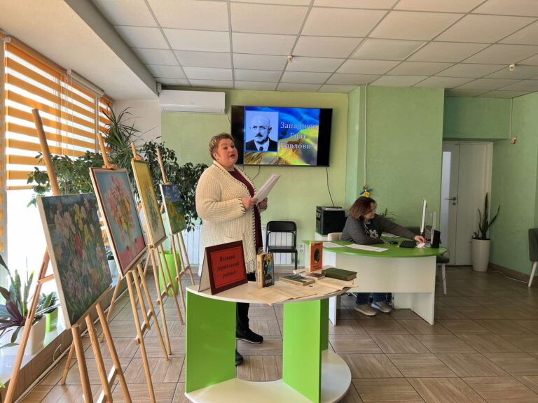 Літературна година «Великий український родовід» в бібліотеці ім. Миколи Руденка