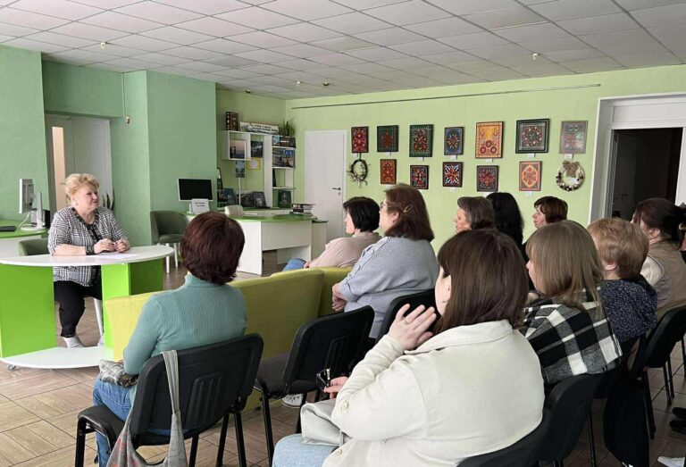 Година професійного спілкування «Забезпечення безбар’єрності бібліотечних послуг в сучасних умовах» в бібліотеці ім. Миколи Руденка