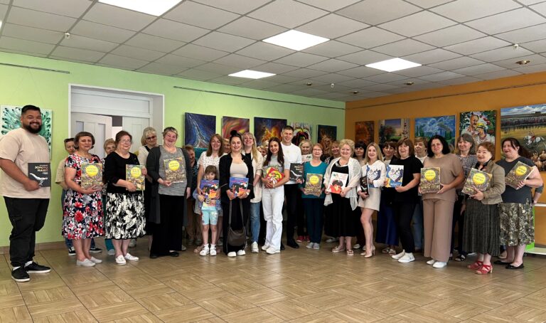 Книжкові подарунки для бібліотек Дарниці