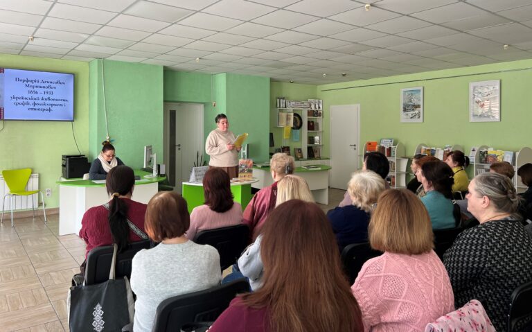 Мистецька година «Талант – це тендітна квітка» в бібліотеці ім. Миколи Руденка